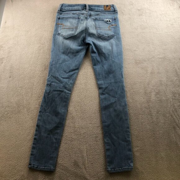 American Eagle Womens Jeans Size 2 Slim Straight Jeggings Distressed Blue Denim - Picture 15 of 15